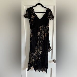 Eva Blue Plus Y2K Black Floral Flutter Sleeve Dress Size 18